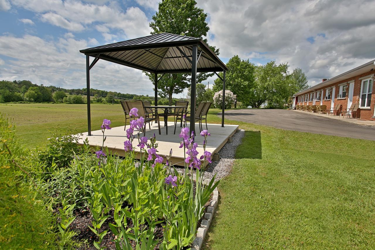 Motel Exquise Coaticook Luaran gambar